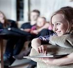 Telewizja wciąż ma się dobrze, choć oglądamy ją inaczej