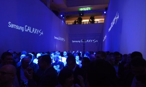 Samsung otwiera pierwszy sklep firmowy w Polsce i prezentuje smartfon GALAXY S 4