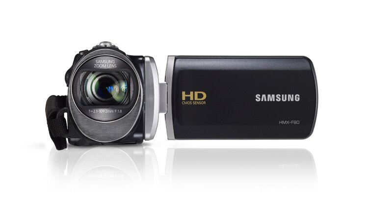 Majówka z rodzinną kamerą Samsung HMX-F90