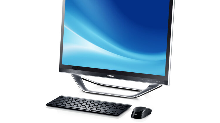 Samsung ATIV One 7 – kompletne centrum rozrywki dla całej rodziny nowe produkty, usługi, technologie - Samsung ATIV One 7 to domowy komputer, który spełni wymagania wszystkich członków rodziny. Wysoka wydajność połączona z niezwykłymi funkcjami kontroli sprawia, że zarówno mama, tata jak i dzieci nie będą się z nim nudzić – mama sprawdzi najnowsze przepisy brytyjskiego mistrza kuchni Jamiego Oliver’a, tata posegreguje i łatwo dokona edycji zdjęć z wakacji dzięki oprogramowaniu Adobe Photoshop Elements, a dzieci poznają magiczny świat obsługi komputera za pomocą gestów dłoni lub dzięki dotykowemu ekranowi. ATIV One 7 to kompletne centrum domowej rozrywki dla całej rodziny.      