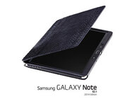 Samsung Electronics współpracuje z kolejną marką modową – Juun.J nowe produkty, usługi, technologie - Po sukcesie linii akcesoriów do telefonów i tabletów stylizowanych przez Moschino i Hexa by Kuho, Samsung Electronics podjął kolejną kreatywną współpracę, tym razem na polu mody męskiej. Juun.J zaprojektował akcesoria dla właścicieli najnowocześniejszych tabletów Samsung, które zostały zaprezentowane podczas Paryskiego Tygodnia Mody Męskiej.