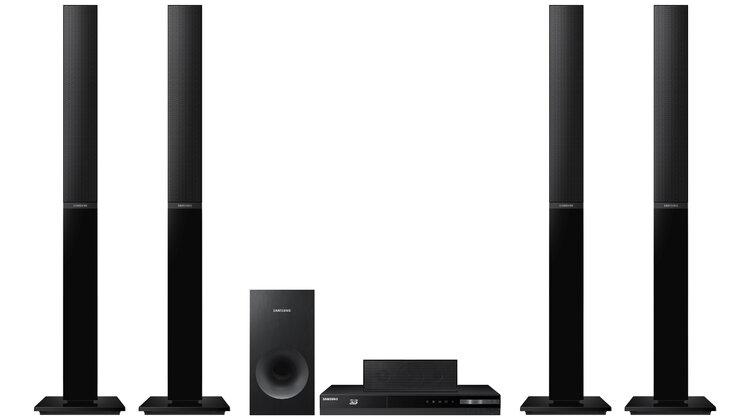 Nowe zestawy kina domowego Samsung serii 4 wypełnią wnętrze krystalicznie czystym dźwiękiem nowe produkty, usługi, technologie - Jeszcze w marcu na sklepowych półkach pojawią się trzy nowe zestawy kina domowego z odtwarzaczami Blu-ray 3D firmy Samsung. Nowe kina domowe Samsung zagwarantują nieskazitelnie czysty i żywy dźwięk zarówno podczas słuchania muzyki, jak i w trakcie domowych seansów filmowych.