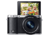 Samsung SMART NX3000 dostępny w sprzedaży w Polsce nowe produkty, usługi, technologie - Zaprezentowany przez firmę Samsung na początku maja najmłodszy przedstawiciel wielokrotnie nagradzanej linii kompaktowych aparatów fotograficznych z wymiennymi obiektywami - NX3000 jest już dostępny na polskim rynku. Samsung NX3000 jest doskonałym rozwiązaniem dla miłośników fotografii, szukających stylowego aparatu wykonującego doskonałe i wyraziste zdjęcia, który pozwala z łatwością i prawdziwą przyjemnością utrwalać wybrane momenty życia nie tracąc żadnego szczegółu.