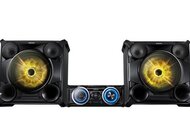 Ogromna moc Samsung Giga Sound nowe produkty, usługi, technologie - Samsung po raz kolejny udowadnia, że ma w swojej ofercie produkty, które usatysfakcjonują każdego. Na sklepowych półkach pojawił się właśnie najnowszy zestaw audio, idealny dla miłośników głośnego grania i mocy. Samsung Giga Sound MX-HS8000 o futurystycznym wyglądzie pomoże nam rozkręcić każdą imprezę.