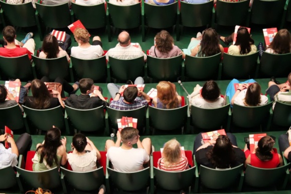 Do you speak English...? 3 edycja Wielkiego Testu Języka Angielskiego BIZNES, Edukacja - Za 3 dni - w najbliższą niedzielę (14 września) już po raz 3 z inicjatywy białostockiej szkoły językowej Homeschool, Polacy w 77 miastach w całym kraju sprawdzą swój poziom znajomości języka angielskiego.