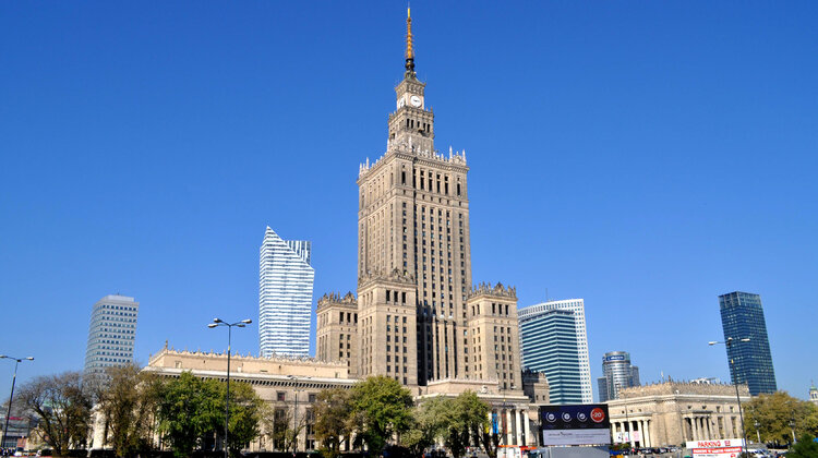 Mało patentów i start-upów w jednym z najbardziej innowacyjnych miast Europy początku XX wieku nowe produkty, usługi, internet - W Warszawie odnotowujemy małą liczbę patentów i start-upów. Stolica Polski radzi sobie słabo we wdrażaniu gospodarki opartej na wiedzy – to wnioski z badania Ericsson City Index 2014.