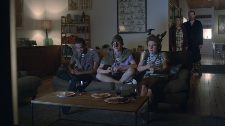 Spoiler Alert! Samsung sprawdza jak Europa ogląda seriale zainteresowania, hobby, kultura, sztuka, rozrywka - Zgodnie z nowym raportem firmy Samsung dotyczącym zwyczajów europejskich widzów, jesteśmy zaskakująco ostrożni w ujawnianiu wątków fabuły. Siedem na dziesięć osób (71 procent) przyznało, że nigdy nie ujawniłoby szczegółów fabuły serialu umyślnie, gdyż sami nie chcieliby, aby ich to spotkało.