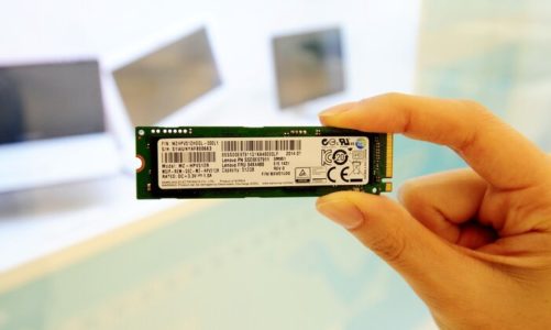 Samsung rozpoczyna masową produkcję niezwykle szybkich i energooszczędnych układów pamięci PCIe SSD dla nowoczesnych notebooków