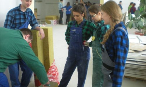 ROCKWOOL pomaga w edukacji przyszłych budowlańców