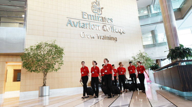 Linie Emirates uruchomią pierwszy w branży lotniczej wirtualny program szkoleniowy