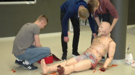 Wyjazd do Laboratorium Symulacji Medycznych dał im II miejsce w konkursie BIZNES, Edukacja - Dzięki Laboratorium Symulacji Medycznej pewna szkoła zdobyła nagrodę za najbardziej wartościową wycieczkę szkolną.