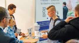 Ruszyła rekrutacja do nowej edycji Programu Student BIZNES, Edukacja - Podczas ubiegłotygodniowych Targów Pracy i Kariery na Politechnice Białostockiej ruszyła rekrutacja do kolejnej edycji stażowego „Programu Student” Rosti Bianor. Aplikacje można składać do 13 listopada. Nagrodą dla najlepszych jest 18 tygodni płatnego staż oraz szansa na pracę.