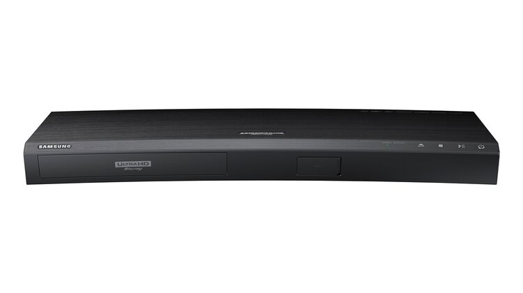 Pierwszy odtwarzacz Blu-ray Ultra HD firmy Samsung nowe produkty, usługi, technologie - Telewizory Samsung SUHD z technologią Quantum Dot i funkcją HDR zapewniają niezrównaną jakość obrazu w rozdzielczości Ultra HD (4K). Do tej pory materiały 4K mogliśmy znaleźć na platformach VOD i kanałach satelitarnych ASTRA lub w serwisie YouTube. Teraz będziemy mieli znacznie większe możliwości oglądania filmów w najlepszej jakości. Firma Samsung wprowadziła na rynek pierwszy odtwarzacz Blu-ray Ultra HD – UBD-K8500. Urządzenie trafi do sprzedaży w Polsce już na początku maja.