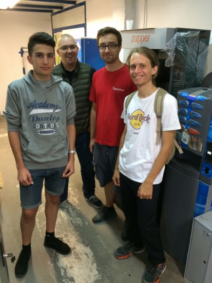 Włoscy elektrotechnicy w podlaskiej firmie Ideal Groaup BIZNES, Edukacja - Młodzi ludzie przyjechali do Białegostoku w ramach projektu Erasmus +. w Ideal Group poznawali tajniki pracy w firmie vendingowej.