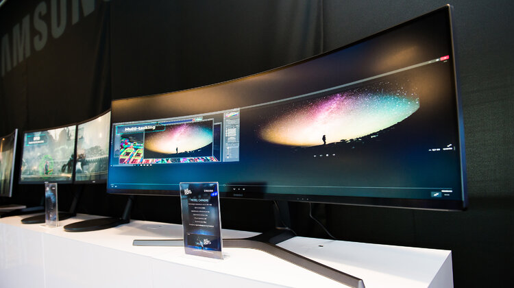 Zobacz najnowsze monitory Samsung QLED Gaming Monitors na Poznań Game Arena