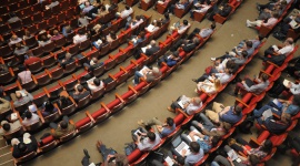 Przepis na dobry event? Szanuj klienta swego, bo możesz nie mieć następnego! BIZNES, Edukacja - Dlaczego warto organizować konferencje branżowe i o czym należy pamiętać przez przystąpieniem do planowania szczegółowego harmonogramu?