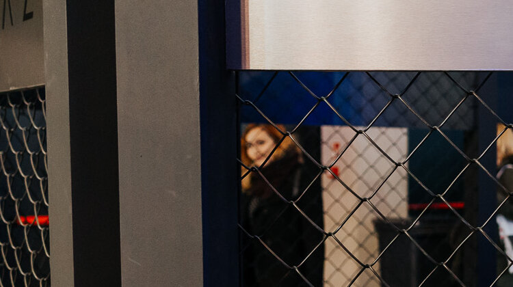 Pompa Team vs Pride – showmatch na stoisku #Samsung4Gamers podczas drugiego weekendu IEM Expo 2018 wydarzenia, technologie - Pierwszy weekend IEM Expo 2018 za nami. Tysiące odwiedzających stoisko #Samsung4Gamers miało okazję zobaczyć, co Samsung wraz z siecią Komputronik oferują graczom i sprawdzić się w rozgrywkach w „Overwatch”, „Hearthstone”, „FIFA 18” i CS:GO. Podczas drugiego weekendu katowickiej imprezy będzie także okazja zobaczyć naprawdę z bliska jak wygląda pojedynek profesjonalistów.