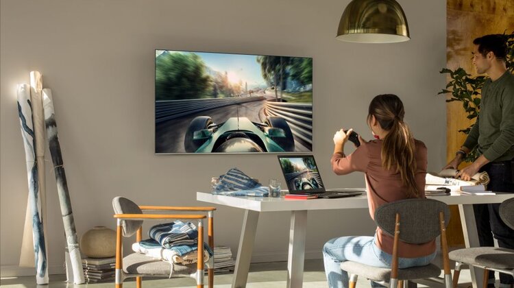 Telewizor i soundbar, czyli wymarzony zestaw dla gracza nowe produkty, usługi, kultura, sztuka, rozrywka - Telewizor Samsung NU8042 to jeden z reprezentantów tegorocznej serii Premium UHD, która jest już dostępna w sprzedaży. Modele z tej linii wyróżniają się nie tylko wysoką jakością obrazu, ale także wyjątkowo niskim Input lagiem i dedykowanym trybem Gra. Razem z soundbarem HW-N650 z technologią Acoustic Beam, urządzenia tworzą zgrany duet, który potęguje niesamowite wrażenia podczas rozgrywek na dużym ekranie.