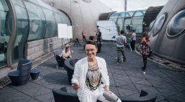 Nowy algorytm e-learningu dla social mediów! BIZNES, Edukacja - Szkolenia „Strategie Social Media” przygotowane przez Rahima Blaka, gwarantują zdobycie odpowiednich kwalifikacji, ale także zarażają pasją i energią do pracy w SM! Obok treści stoi narracja i grafika, a fabuła wciąga widza w świat social mediów niczym hollywoodzkie kino akcji!