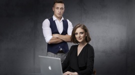 Student musi zarabiać, nie praktykować! Pomoże nowy model nauki BIZNES, Edukacja - Praca w trakcie studiów to konieczność dla większości młodych w Polsce, ale uczelnie nie są na to przygotowane. Jak pogodzić plan zajęć z grafikiem w pracy i realizacją praktyk wymaganych na uczelni? Odpowiedzią jest model studiów nauka+praca.