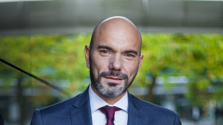 Innowacje technologiczne w magazynach. Karta przetargowa w walce o najemcę? budownictwo, nieruchomości, technologie - Czy najnowocześniejsze rozwiązania technologiczne w magazynach to dla deweloperów karta przetargowa w walce o najemcę? Jakie innowacje z tej dziedziny pojawiły się ostatnio w branży i czemu one służą?