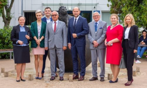 Akademia Leona Koźmińskiego i McDonald’s Polska tworzą studia dualne