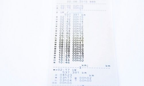 Bruksela znowu przygląda się inteligentnym tachografom