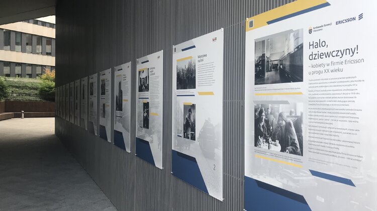 Zaproszenie na wystawę „"Halo, dziewczyny! Kobiety w firmie Ericsson u progu XX wieku” wydarzenia, kultura, sztuka, rozrywka -