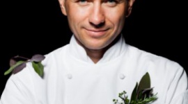 Szef kuchni odczarowuje szkolnictwo zawodowe BIZNES, Edukacja - Dziś startuje Europejski Tydzień Umiejętności Zawodowych. Polskim ambasadorem programu został szef kuchni Paweł Salamon