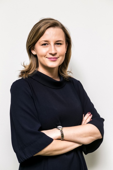 Czy nianie powinny obdarowywać swoich milusińskich z okazji św. Mikołaja? BIZNES, Edukacja - Zbliża się czas, gdy będziemy musieli zdecydować, jakie (i czy w ogóle) prezenty damy naszym podopiecznym z okazji dnia św. Mikołaja czy Świąt Bożego Narodzenia. Czy nianie powinny podarować coś swoim milusińskim? Jeśli tak, to czy powinny konsultować to z rodzicami?