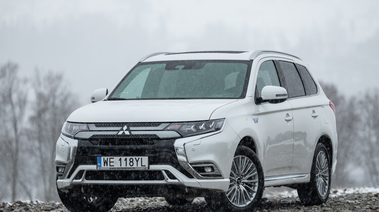 Mitsubishi Outlander PHEV 2020 już w polskiej ofercie