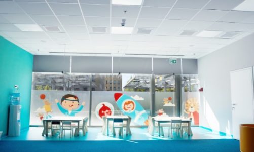 Wirtualna opieka nad dziećmi nowym benefitem na rynku pracownicznym