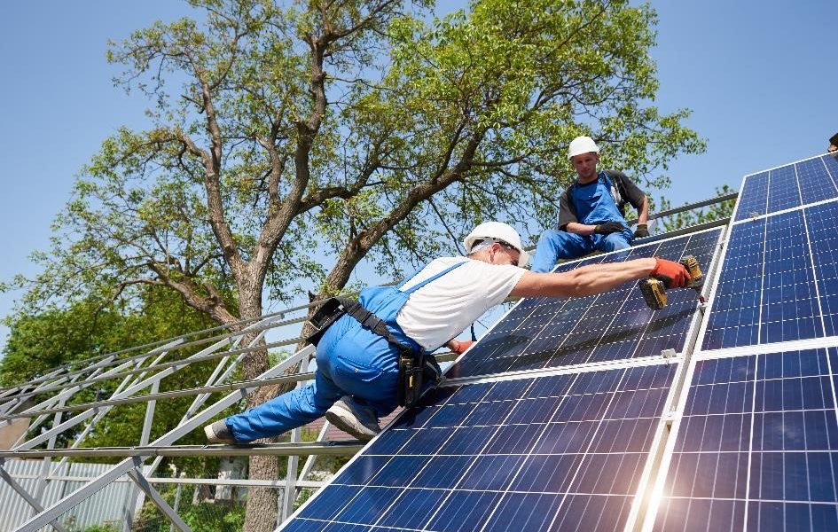 PR-Trudny-start-na-rynku-fotowoltaiki-–-klienci-najchetniej-wybieraja-doswiadczonych-wykonawcow.-Raport-Oferteo.pl_small Trudny start na rynku fotowoltaiki – klienci najchętniej wybierają doświadczonych wykonawców.