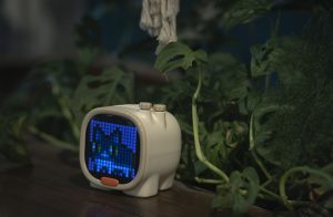 Divoom_Timoo_01 Divoom Pixoo 64, Beetles-FM i Timoo: ramka Pixel Art oraz dwa nowoczesne głośniki z Bluetooth i unikalnym wzornictwem